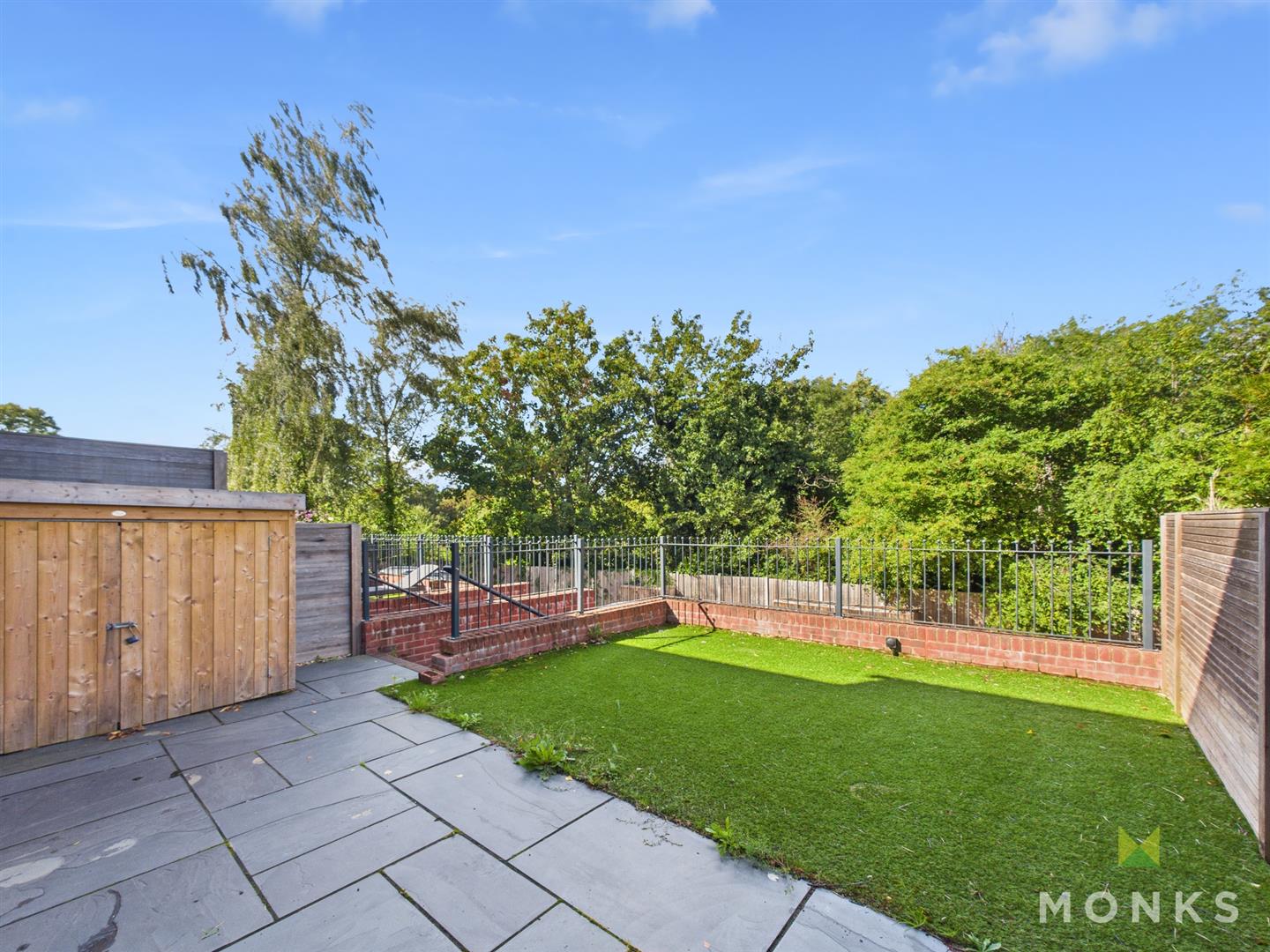 124 Longden Road, Shrewsbury, SY3 7HT Let Agreed